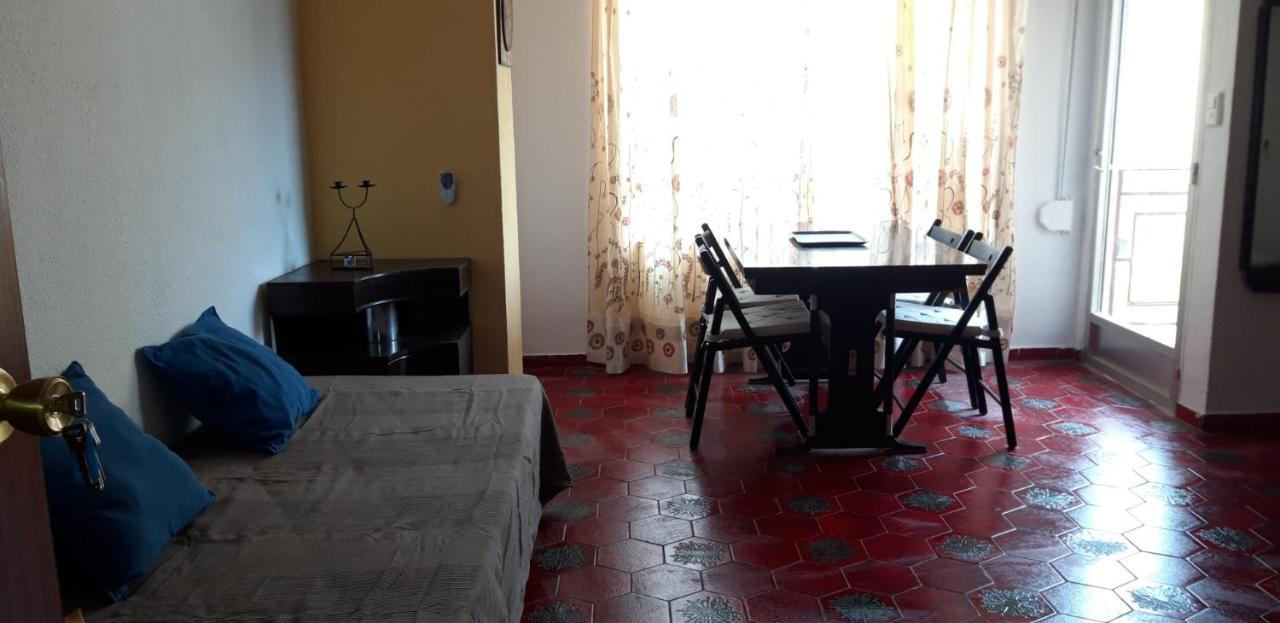 Pension Benavente Ap-7 3Min Coche Playa 5 Min Self Check-In 24H Moncofar Exterior photo