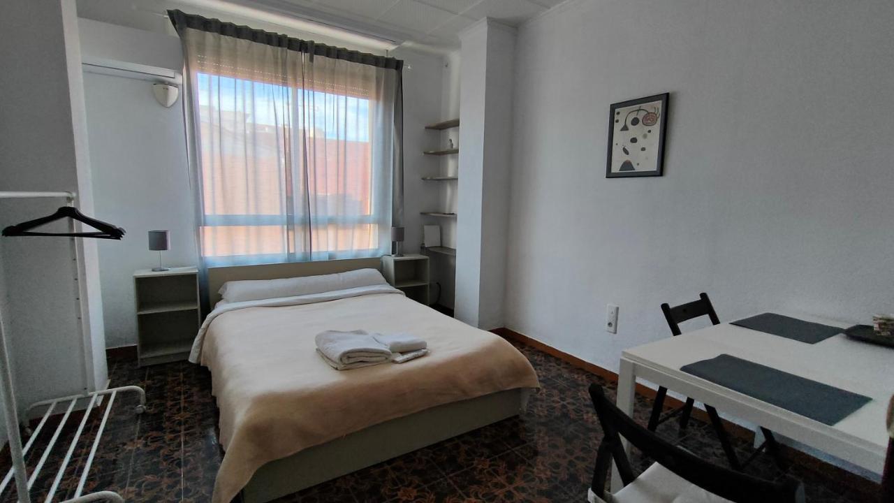 Pension Benavente Ap-7 3Min Coche Playa 5 Min Self Check-In 24H Moncofar Exterior photo