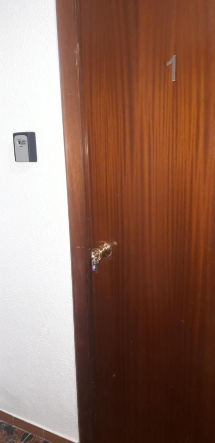 Pension Benavente Ap-7 3Min Coche Playa 5 Min Self Check-In 24H Moncofar Exterior photo