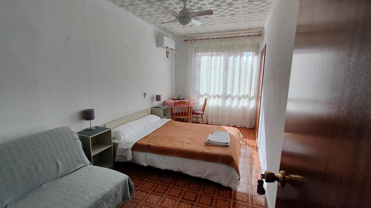 Pension Benavente Ap-7 3Min Coche Playa 5 Min Self Check-In 24H Moncofar Exterior photo
