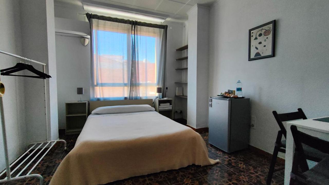 Pension Benavente Ap-7 3Min Coche Playa 5 Min Self Check-In 24H Moncofar Exterior photo